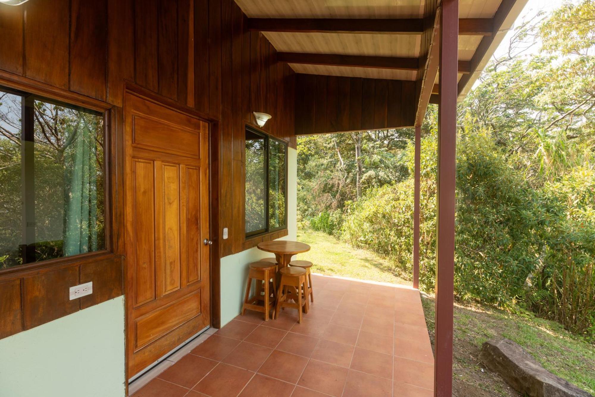 Cabinas Capulin & Farm Monteverde Exteriör bild