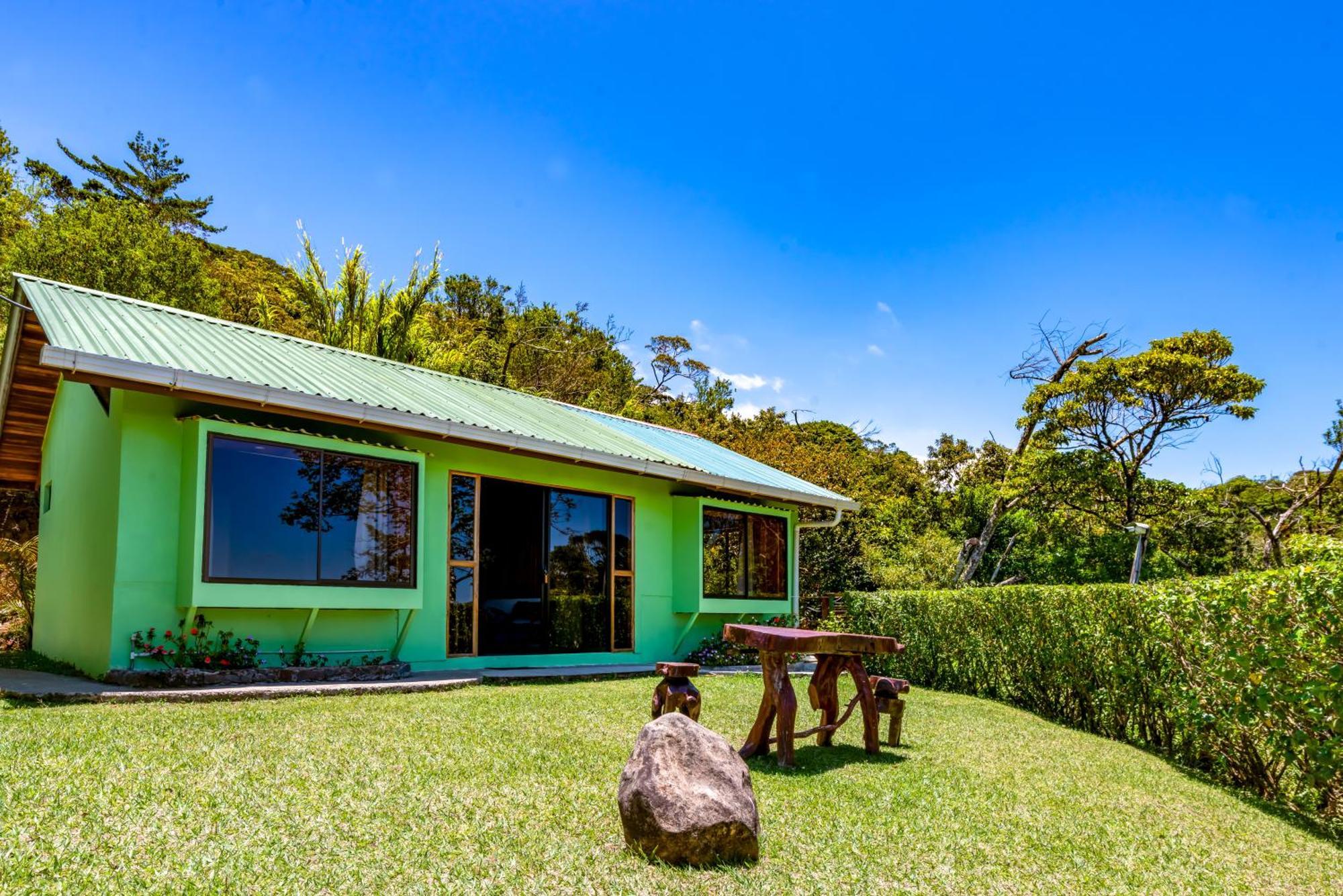 Cabinas Capulin & Farm Monteverde Exteriör bild